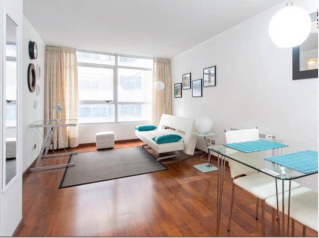 Sys Suites Nueva San Martin Σαντιάγκο Δωμάτιο φωτογραφία