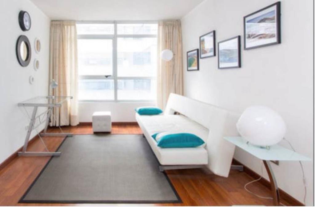 Sys Suites Nueva San Martin Σαντιάγκο Δωμάτιο φωτογραφία